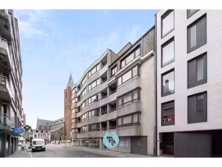 vier staanplaatsen aan de grote markt