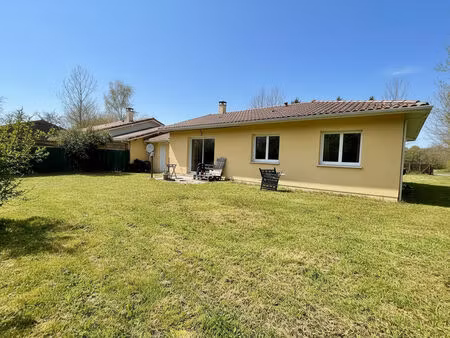 vente maison 4 pièces  83.00m²  azur