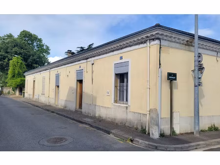 location maison  m² t-3 à bègles  839 €