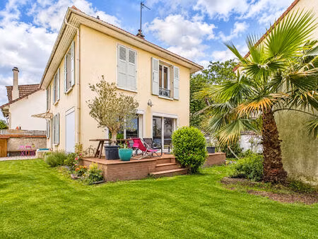 vente maison 7 pièces  135.00m²  joinville
