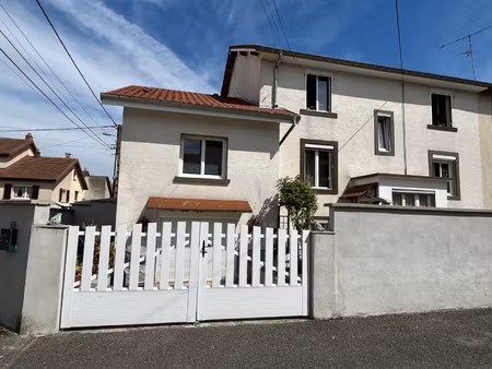 charmante maison mitoyenne  117 m2  3 chambres