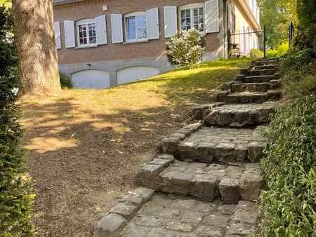 ravissante villa lumineuse avec 4 chambres