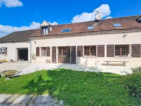 maison 5 pièces 138m² avec maisonnette louée proche provins