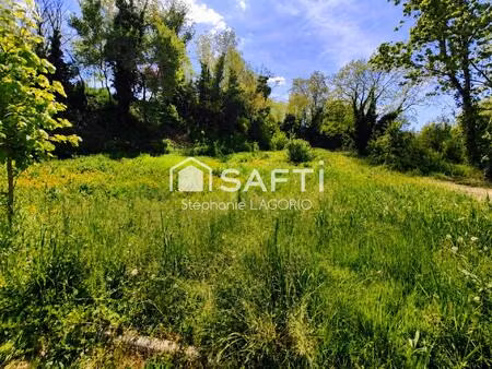 terrain à bâtir viabilisé de 1353 m²