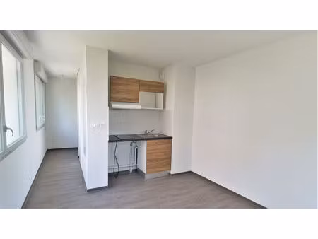 appartement 1 pièce(s) 18.85 m2