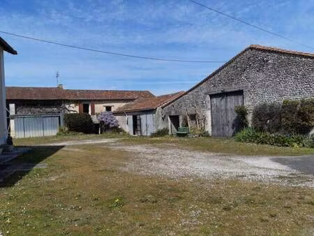 vente maison à voulgézac (16250) : à vendre / 223m² voulgézac