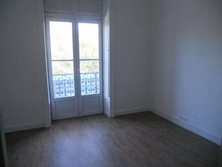 location appartement t1 à nantes centre ville (44000) : à louer t1 / 17m² nantes centre vi