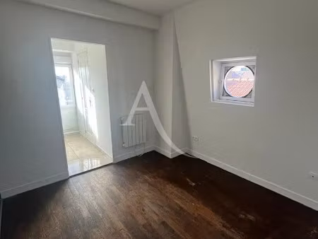 location appartement 1 pièce 30 m² à rosny-sous-bois (93110)  810 €