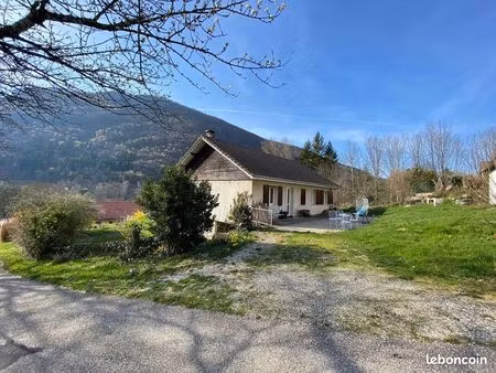 maison 6 pièces 123 m²