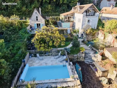maison 6 pièces 141 m²