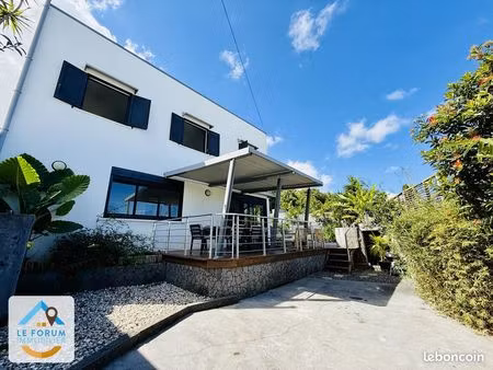 villa 4 pièces 104 m²