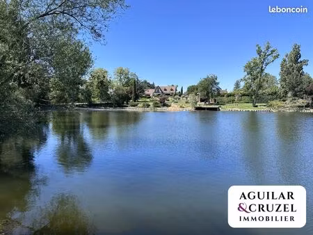 propriété 6 pièces 269 m²