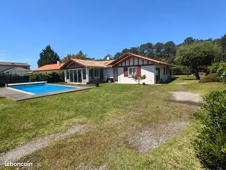 maison 6 pièces 147 m²