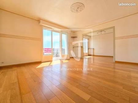 appartement 5 pièces 93 m²