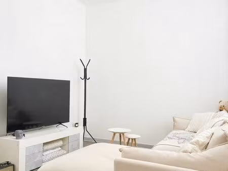 t2 duplex + parking
