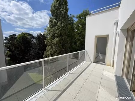 appartement 3 pièces 69 m²