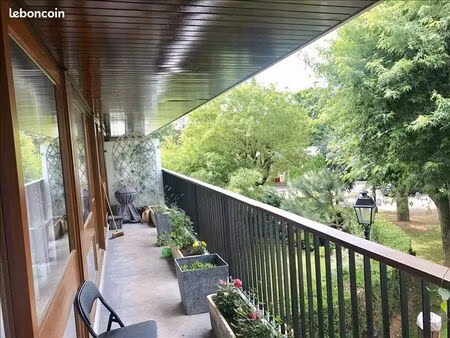 appartement 5 pièces 94 m²