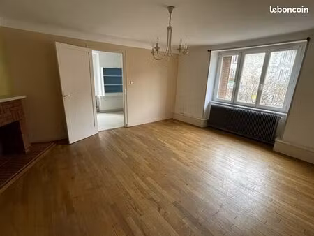 grand t3 de 69 78 m² à saint leonard de noblat (est limoges)  18  avenue du champ de mars 
