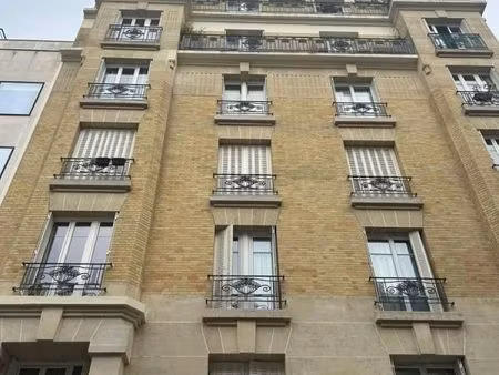 studio 1 pièce 23 m²