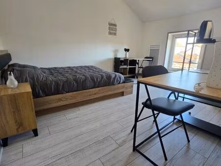 studio 1 pièce 18 m²