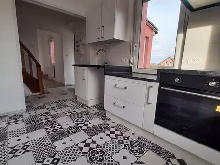 4/5 pieces duplex 1er étageâtes