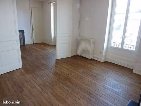 grand t3 de 72 96 m² - rue saint paul à limoges proche centre  590 hors charges