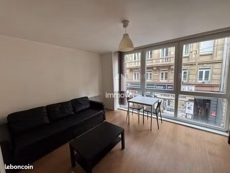 studio 1 pièce 22 m²