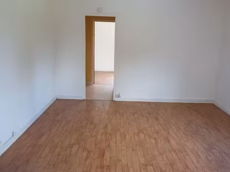 appartement 2 pièces au centre de thiberville 27230