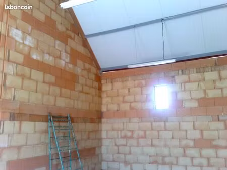 vendargues zi du salaison - grand garage 85 m2
