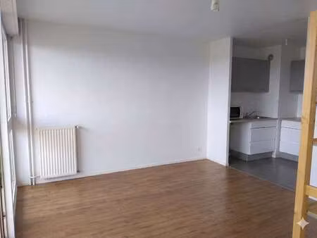 location appartement t1 à rennes brequigny (35000) : à louer t1 / 35m² rennes brequigny