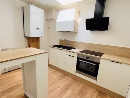 location maison 5 pièces 72 m² à nuits-saint-georges (21700)  780 €