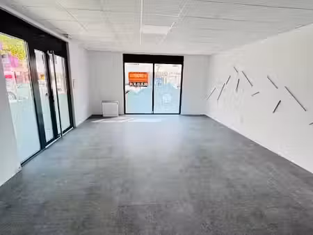 location locaux professionnels 0 pièces 62 m² à crolles (38920)  931 €