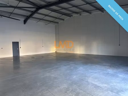 location locaux professionnels 2 pièces à gimont (32200)  1 812 €
