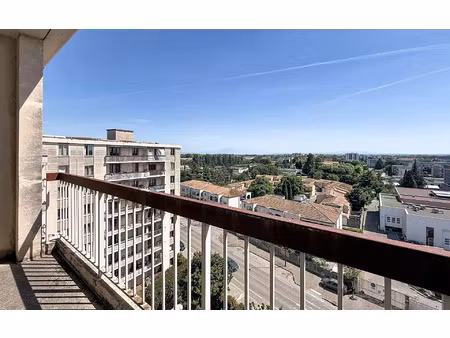 appartement avignon 70.16 m² t-3 à vendre  120 000 €