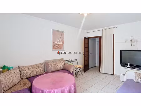 t3   56.81 m²
