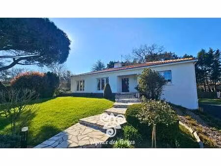 vente maison à vallet (44330) : à vendre / 200m² vallet