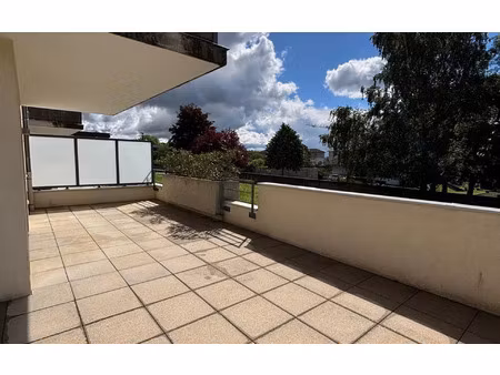 location appartement  m² t-3 à gex  1 600 €