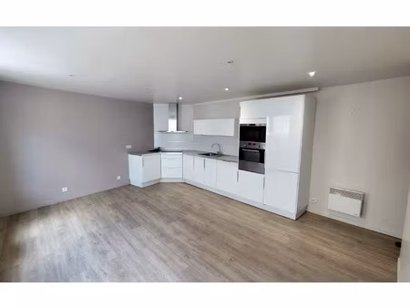 location appartement  39.66 m² t-2 à landivisiau  480 €