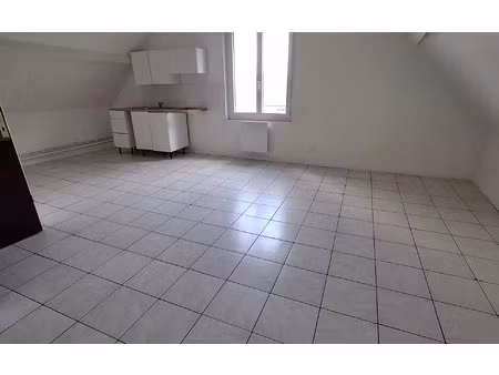 location appartement  m² t-2 à méry-sur-marne  507 €