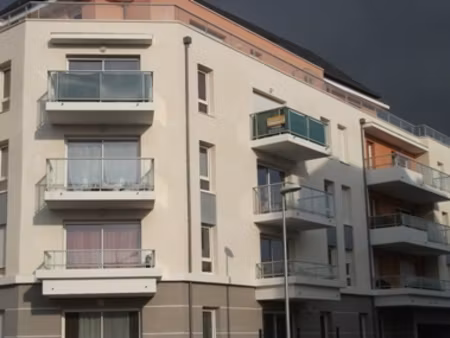 a louer t3 avec parking et balcon