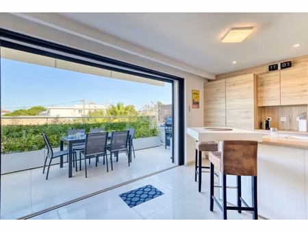 a vendre sanary sur mer penthouse d'exception vue mer tropez