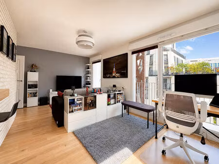 vente appartement 2 pièces  50.20m²  nanterre