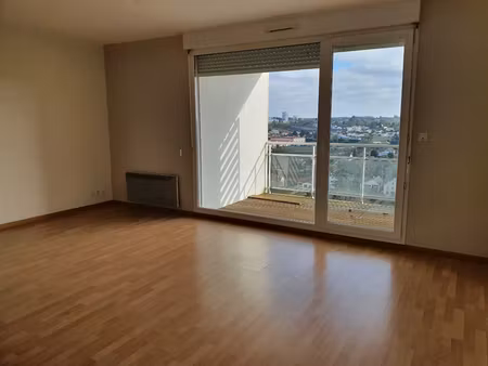 t2 poitiers - panoramique - 51.36 m2