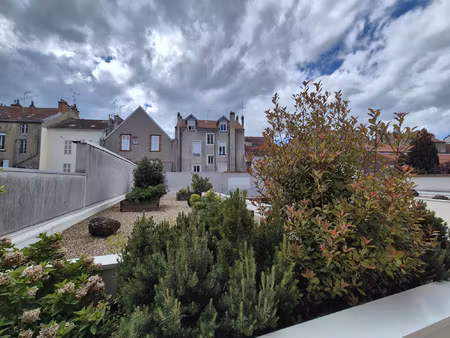 appartement 116 m2 - terrasse 43 m2 - 2 garages