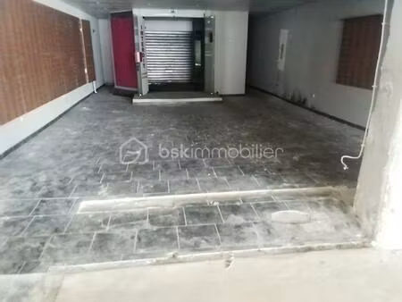 boutique de 272 m² à draguignan