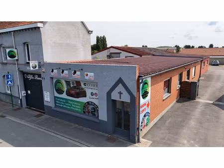 plateau commercial 144 m2