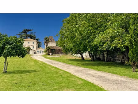 propriété à vendre agen 20 pièce(s) 700m2 450 000€