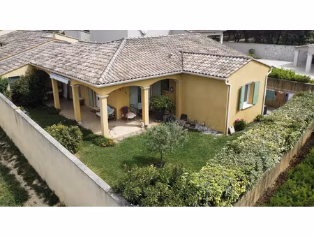 vente maison 4 pièces 85 m² aubignan (84810)