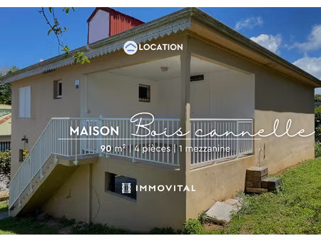 charmante maison t4 avec jardin a louer  secteur calvaire ba