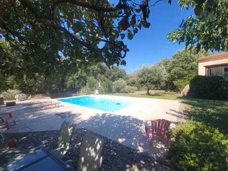 vente maison 8 pièces 193 m² évenos (83330)